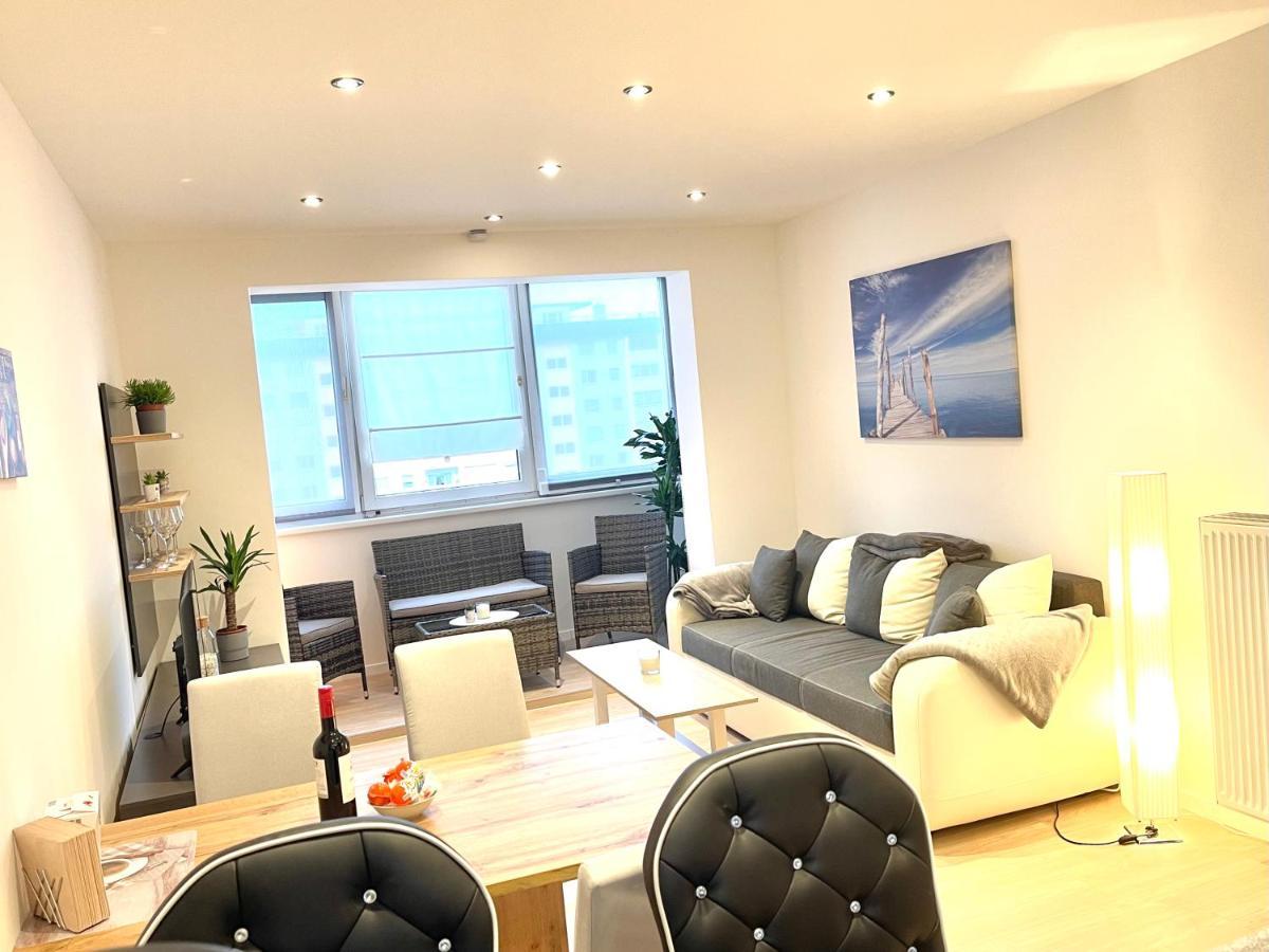 Modern Havanna Appartment Грац Екстериор снимка
